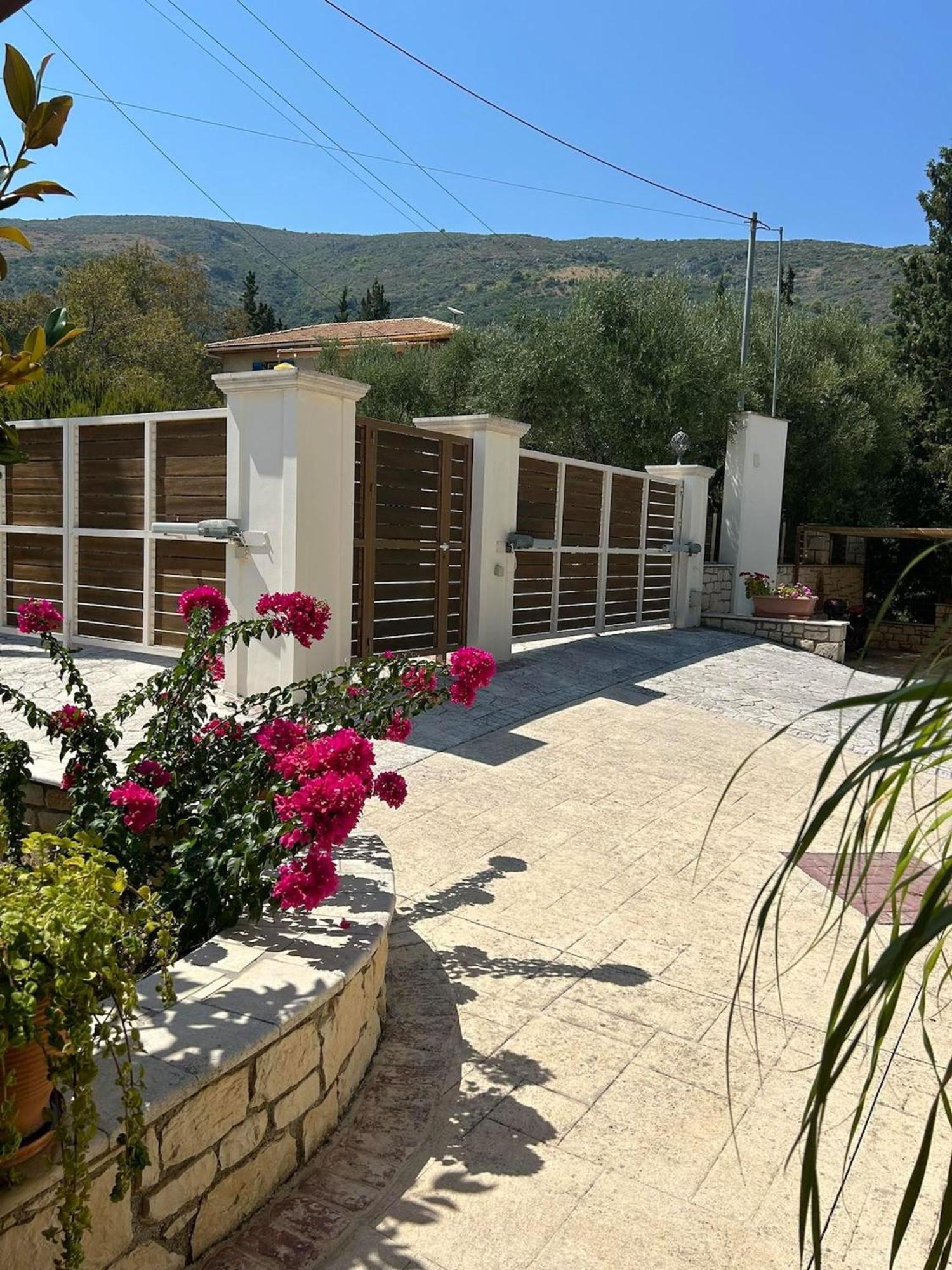 Villa Clairy Mouzakion  Exterior photo